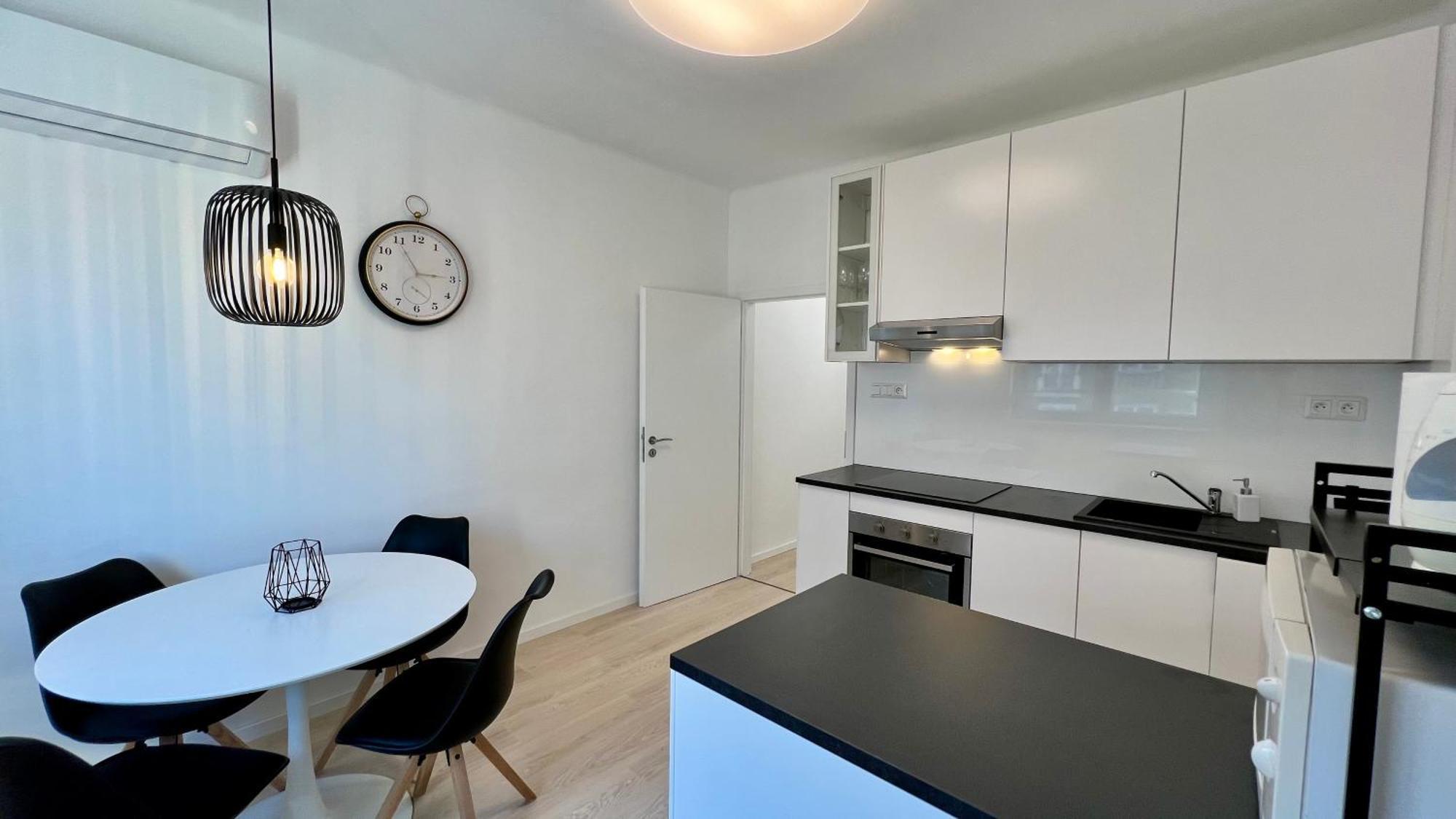 Apartment Priestranny Apartman Blizko Centra Pressburg
